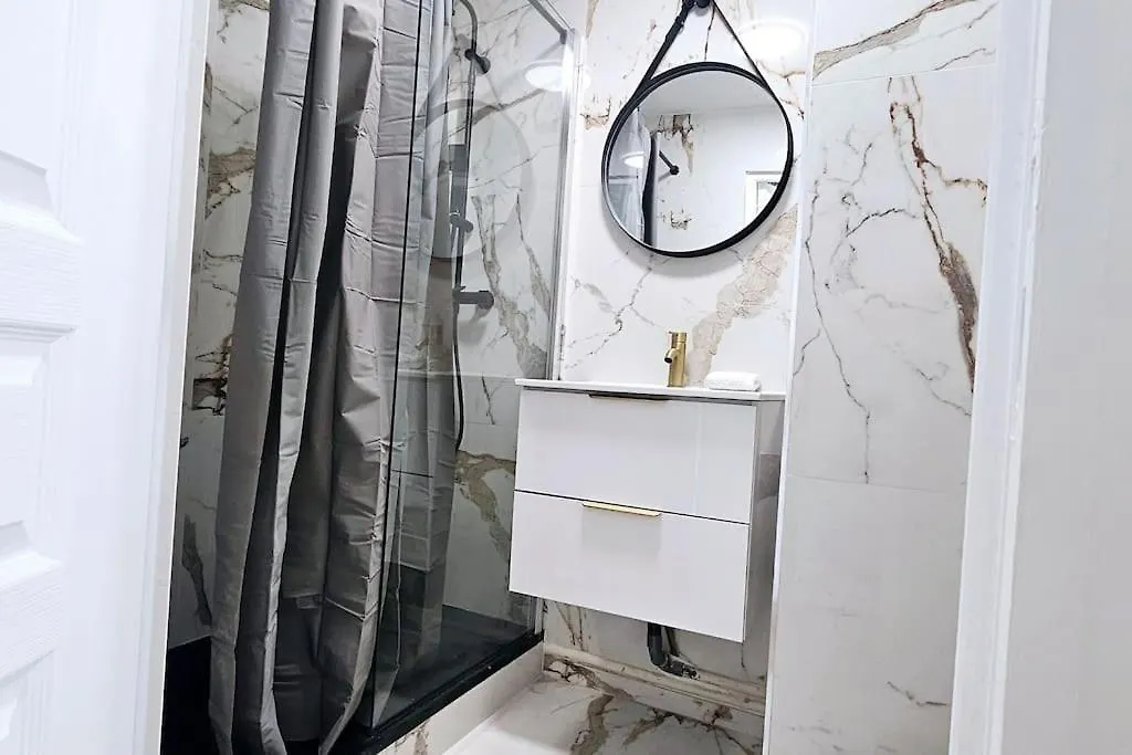 Apartmán L'Elegant 3P, 2Ch, 2Sdb, Clim, Wifi Gratuit, Parking Prive Cannes