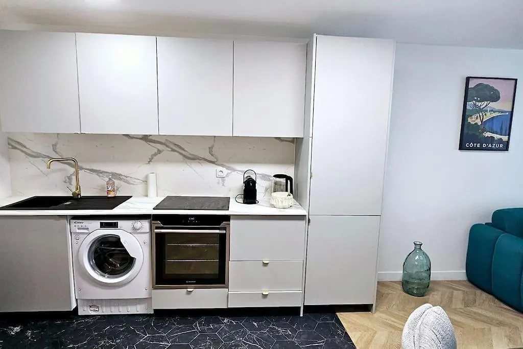 L'Elegant 3P, 2Ch, 2Sdb, Clim, Wifi Gratuit, Parking Prive Apartment Cannes