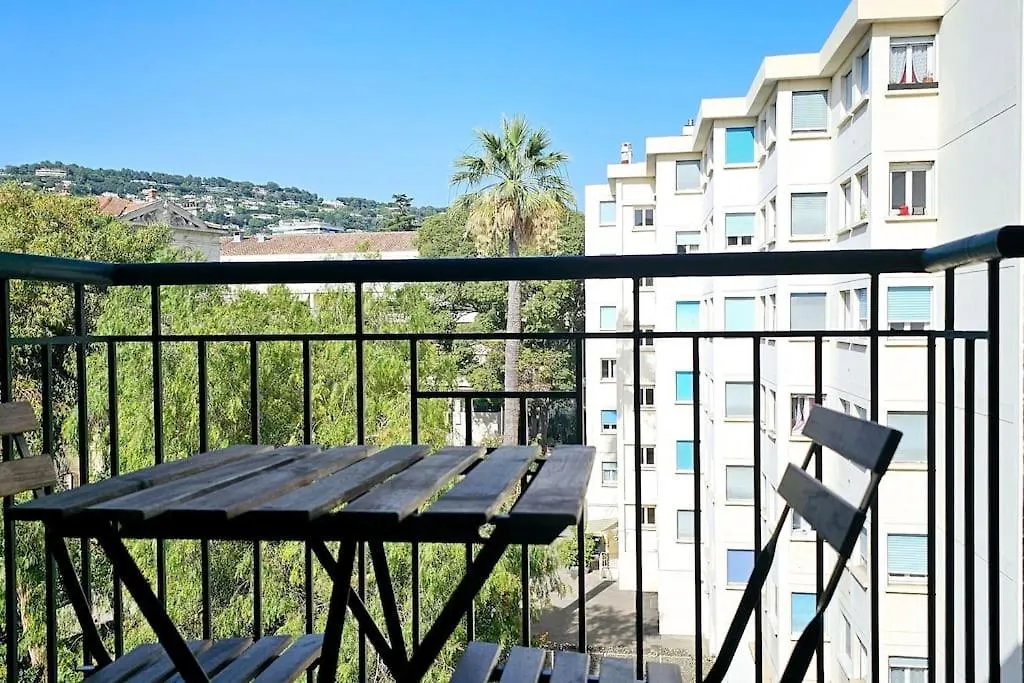 L'Elegant 3P, 2Ch, 2Sdb, Clim, Wifi Gratuit, Parking Prive Apartment Cannes