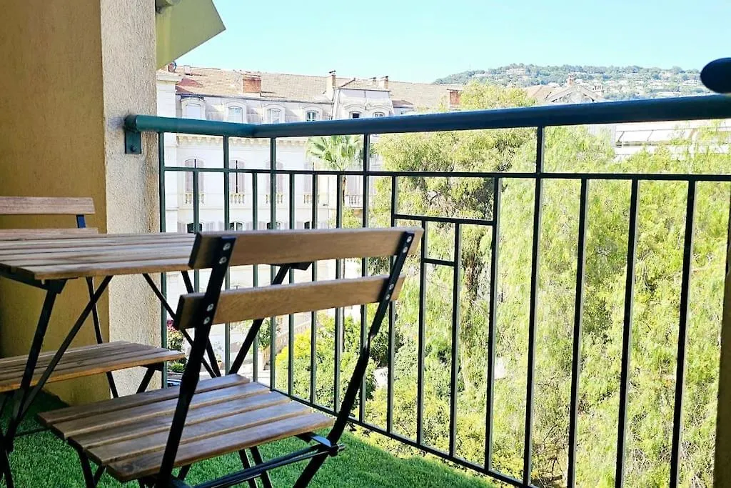 L'Elegant 3P, 2Ch, 2Sdb, Clim, Wifi Gratuit, Parking Prive Apartment Cannes 0*,
